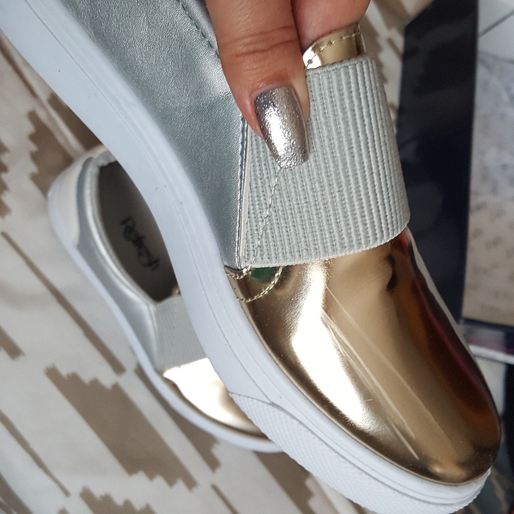Slip on shoe